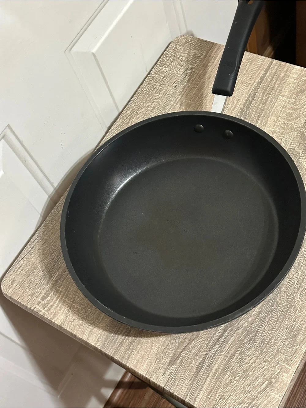 Ecolution durable nonstick